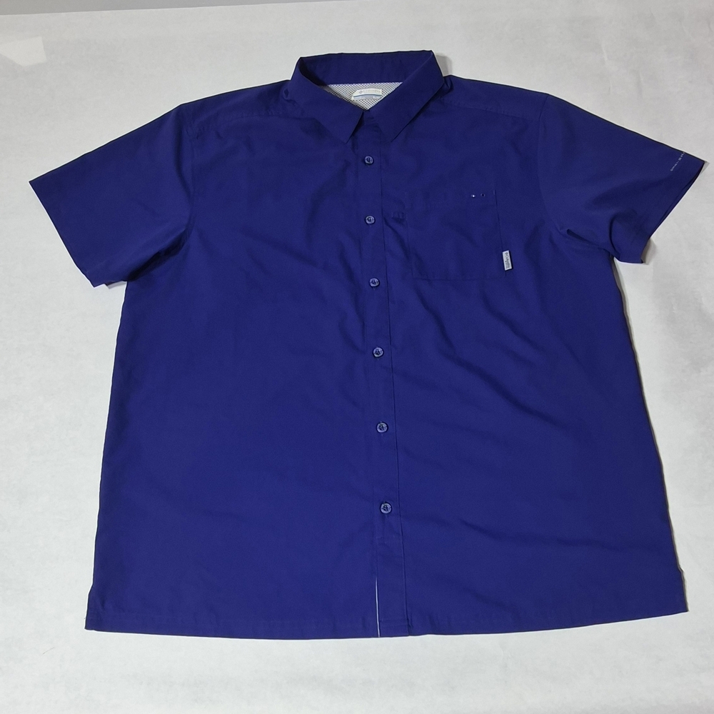 Columbia PFG Men's Casual Button-Down Shirt in Blue